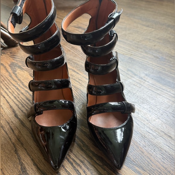 Marc By Marc Jacobs Shoes - Marc Jacobs Black Patent Seditionary Strappy Heels. Size 37.